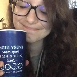 Meet your Posher, Kayla